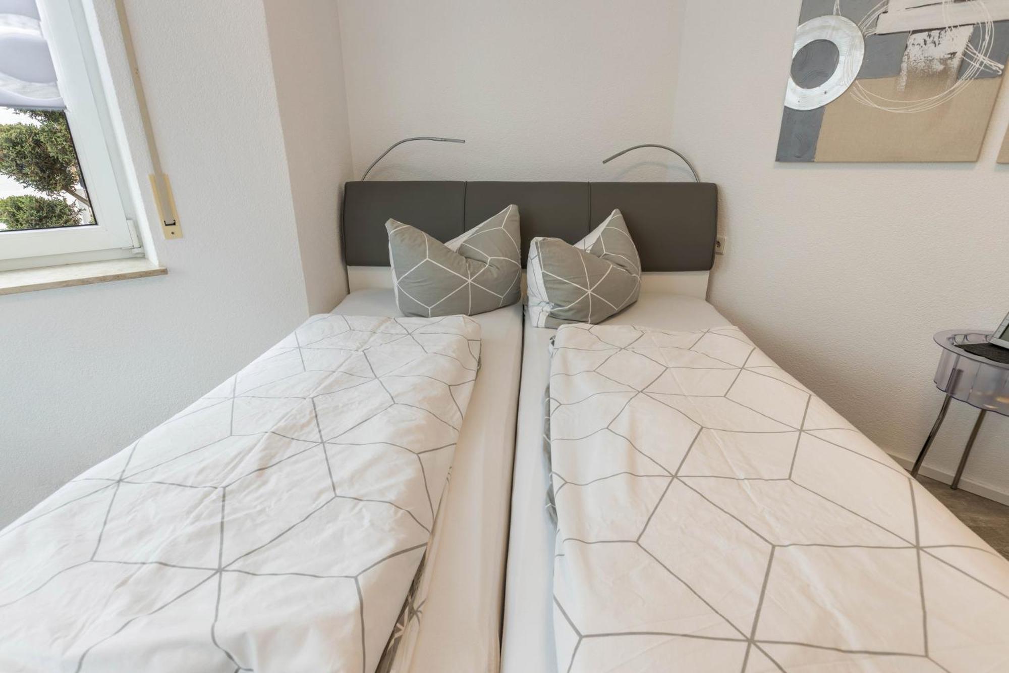 Griesbaum Apartment Tengen Luaran gambar